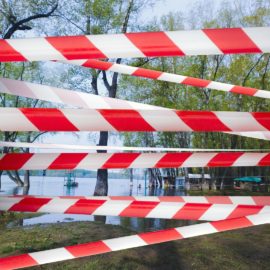 Вода потихоньку отступает